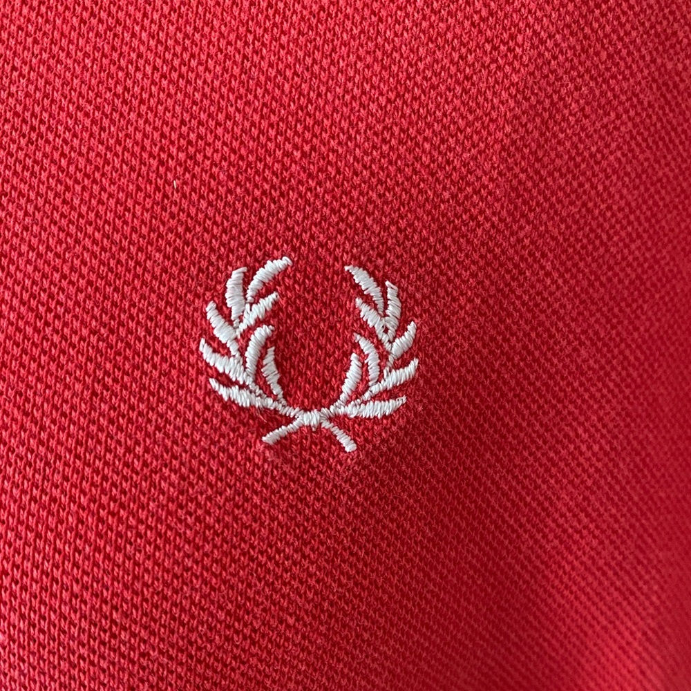 Women’s Fred Perry Twin Tipped Polo, Size 6